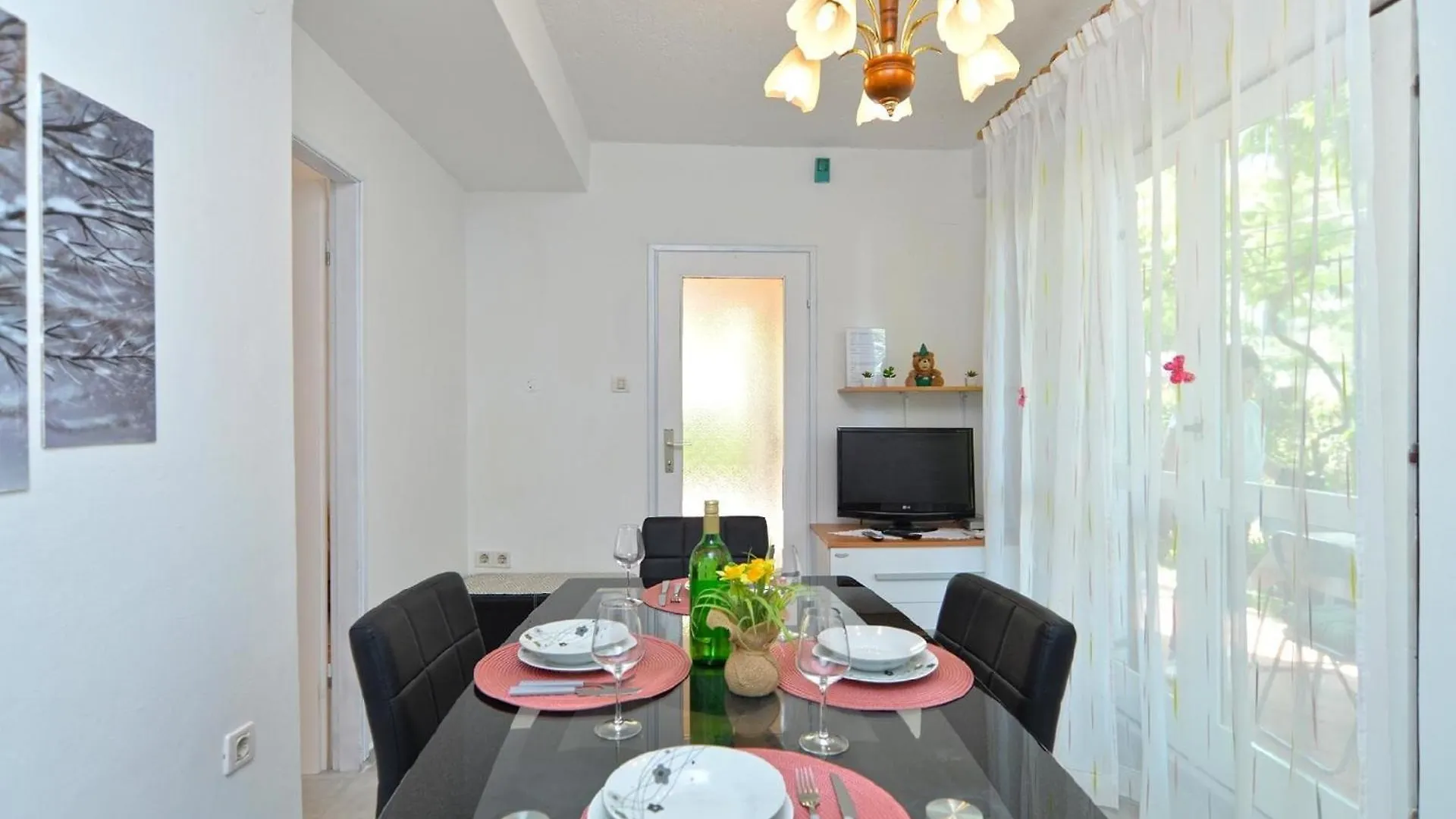 Apartment Ferienwohnung Fuer 4 Personen Ca 50 Qm In Porec, Istrien Istrische Riviera